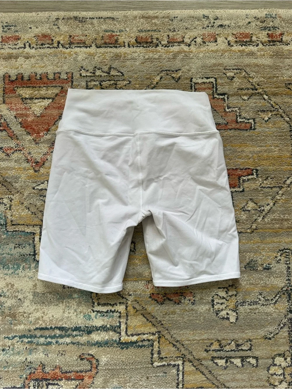 ALO Yoga White Women’s Bike Shorts